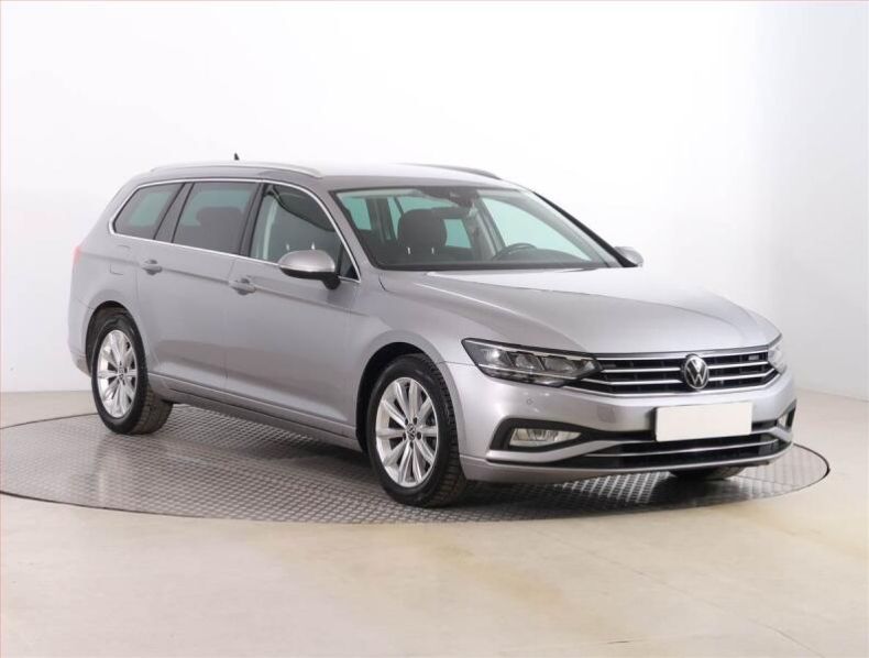 Volkswagen Passat - hlavní foto