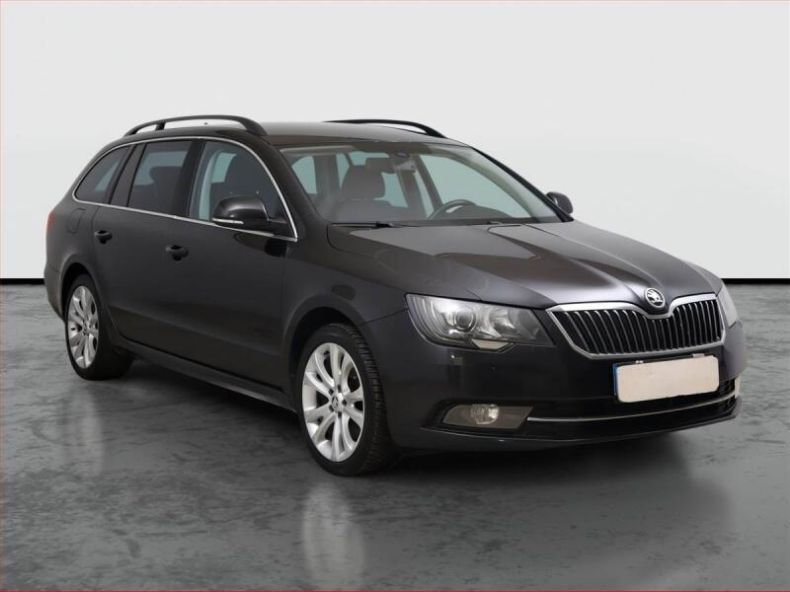Škoda Superb - hlavní fotka inzerátu
