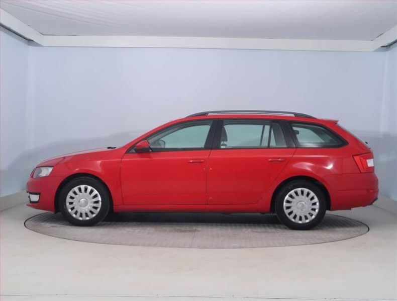 Škoda Octavia - hlavní fotka
