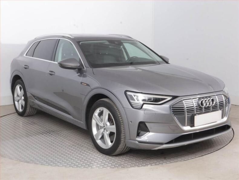 Audi E-tron - hlavní foto