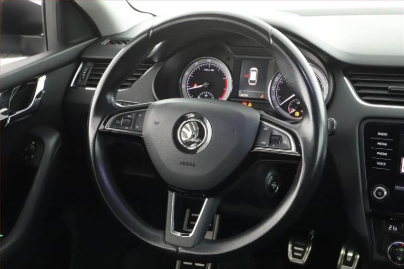 Škoda Octavia - hlavní fotka