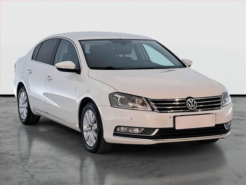 Volkswagen Passat - hlavní fotka inzerátu