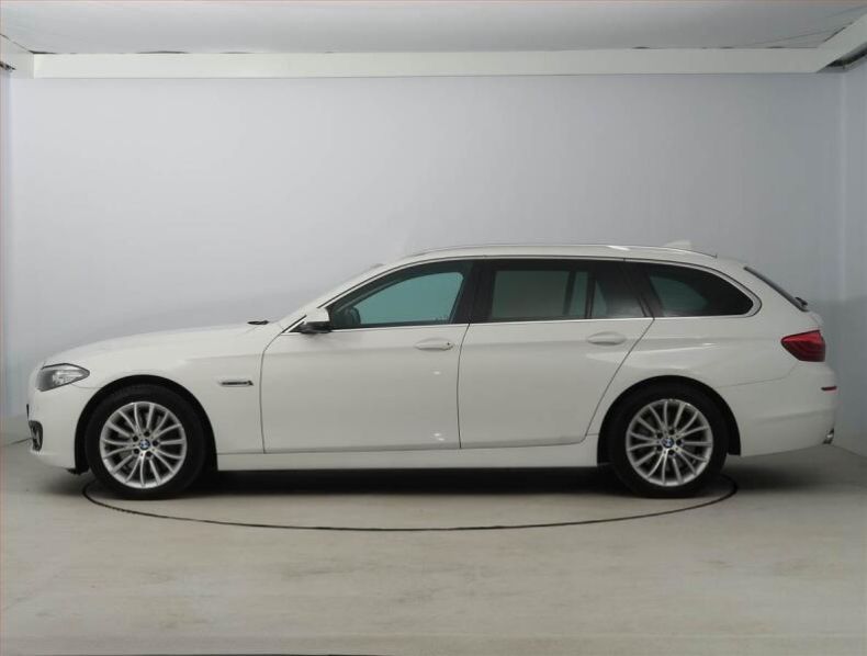 BMW Řada 5 - hlavní fotka