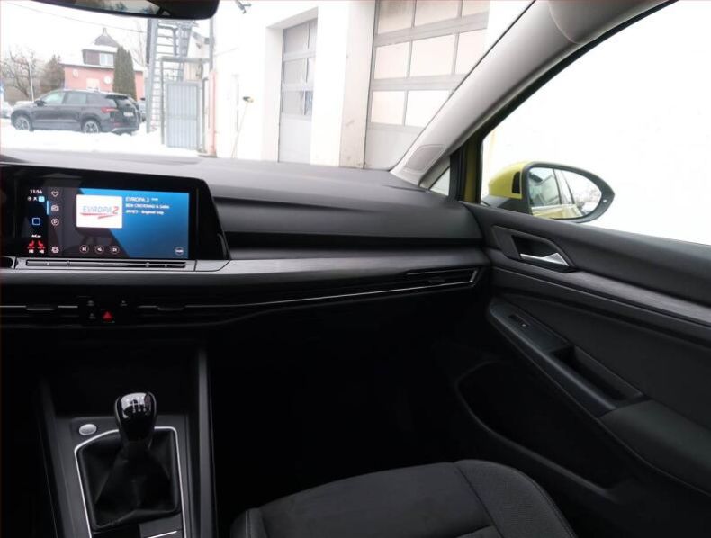 Volkswagen Golf - hlavní fotka