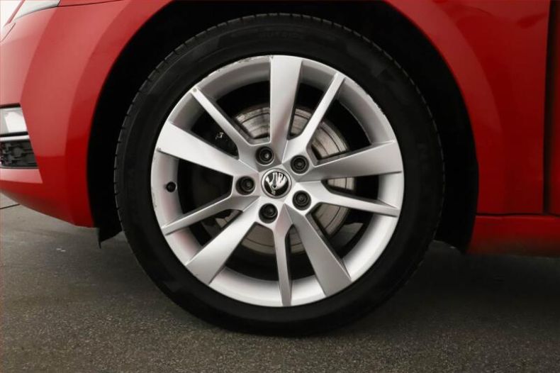 Škoda Octavia - hlavní fotka