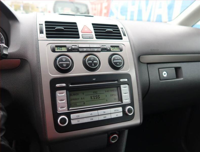 Volkswagen Touran - hlavní fotka