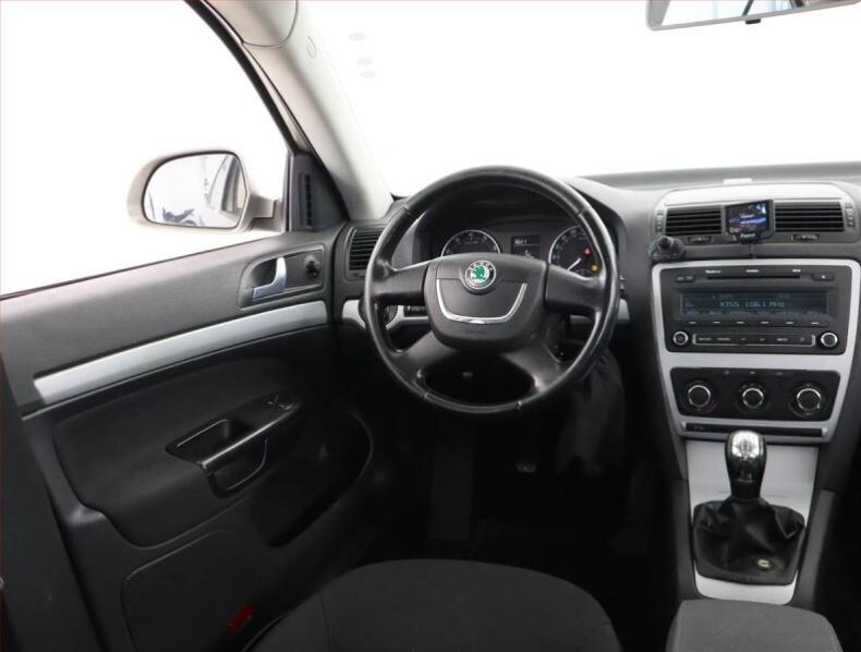 Škoda Octavia - hlavní fotka