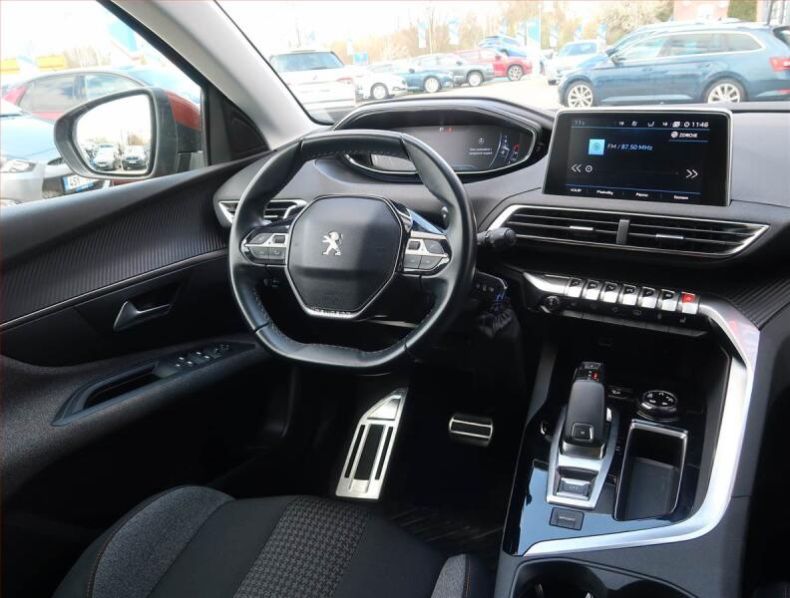 Peugeot 3008 - hlavní fotka