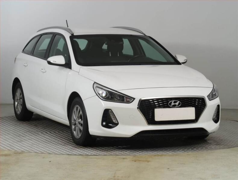 Hyundai i30 - hlavní foto