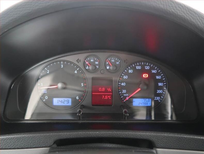 Volkswagen Multivan - hlavní fotka