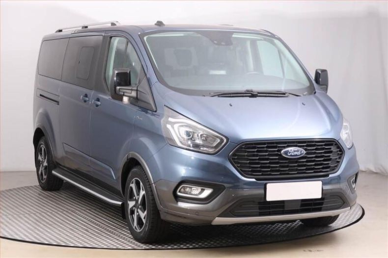 Ford Tourneo - hlavní foto