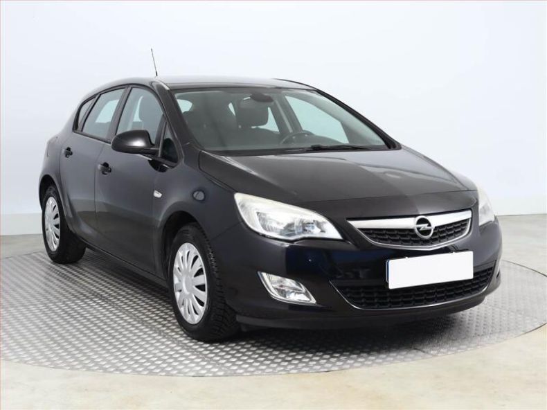 Opel Astra - hlavní fotka inzerátu