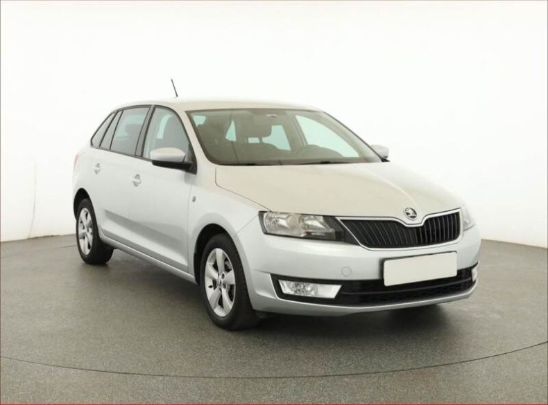 Škoda Rapid - hlavní foto