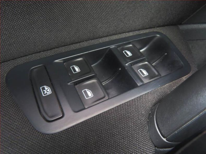 Volkswagen Golf - hlavní fotka