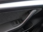 Tesla Model 3 - fotka číslo 30