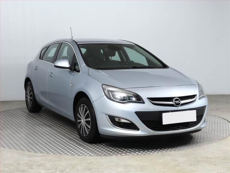 Opel Astra - hlavní fotka inzerátu