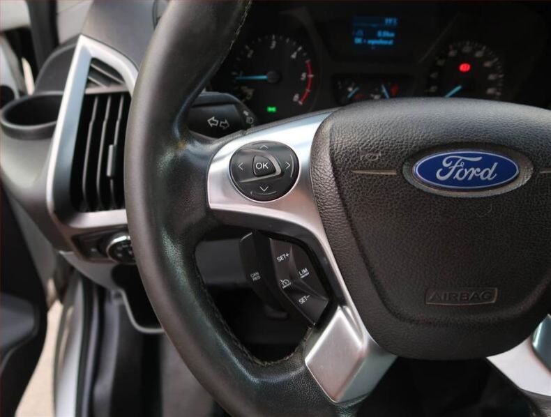 Ford Transit - hlavní fotka