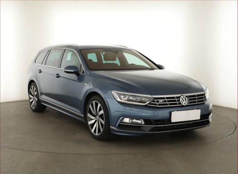Volkswagen Passat - hlavní fotka inzerátu