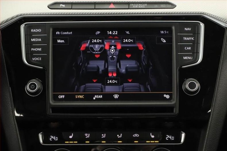 Volkswagen Passat - hlavní fotka