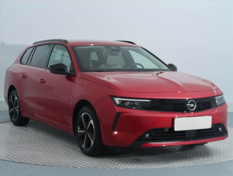 Opel Astra - hlavní foto