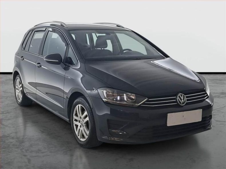 Volkswagen Golf - hlavní foto