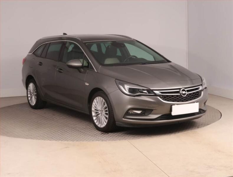 Opel Astra - hlavní fotka inzerátu
