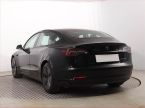 Tesla Model 3 - fotka číslo 3