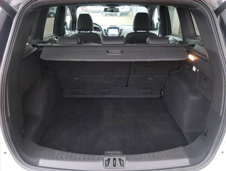 Ford Kuga - hlavní fotka