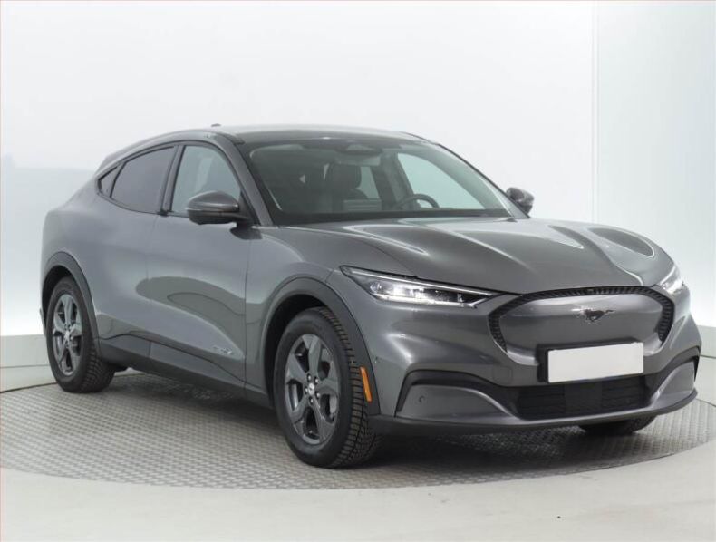 Ford Mustang Mach-E - hlavní foto