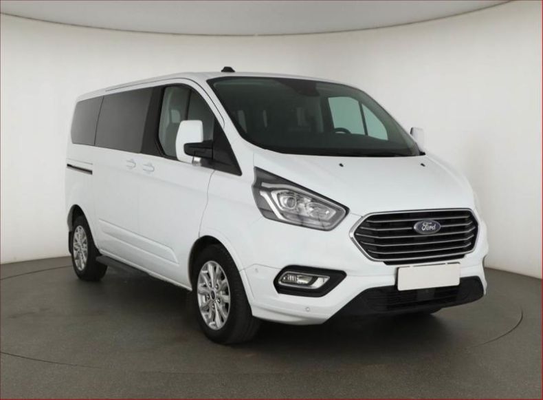 Ford Tourneo - hlavní foto