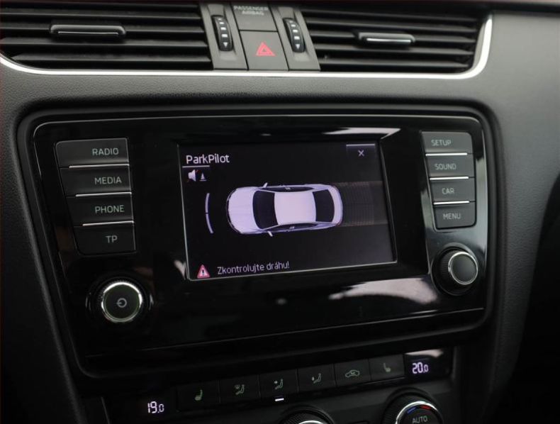 Škoda Octavia - hlavní fotka