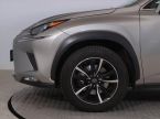Lexus NX 300h - fotka číslo 14