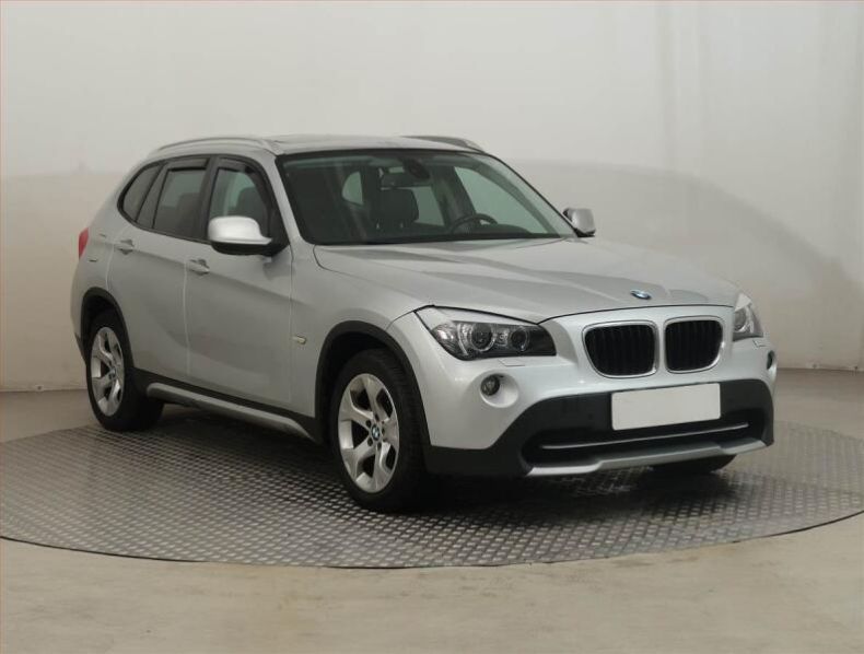 BMW X1 - hlavní foto
