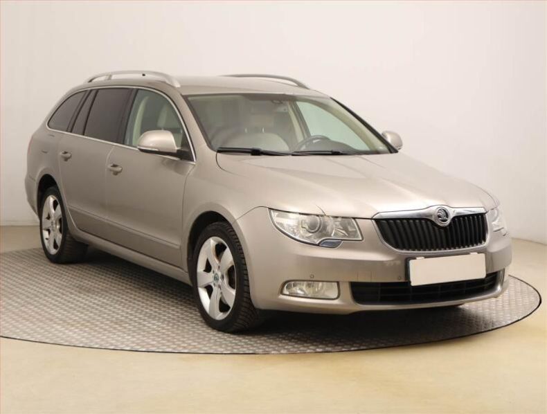 Škoda Superb - hlavní fotka inzerátu