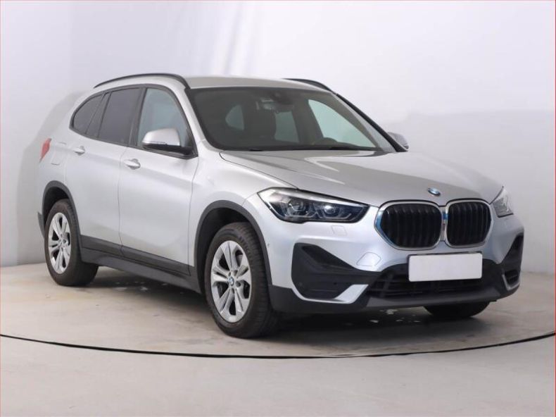 BMW X1 - hlavní foto