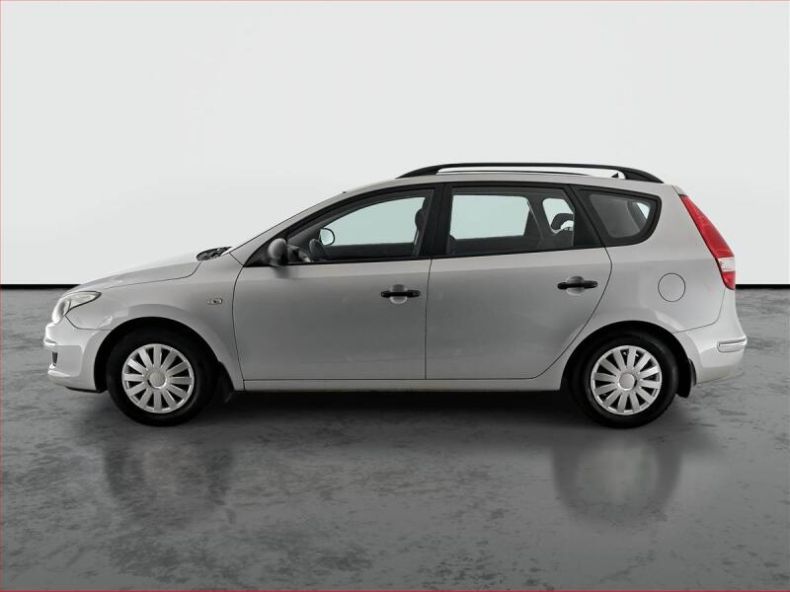 Hyundai i30 - hlavní fotka