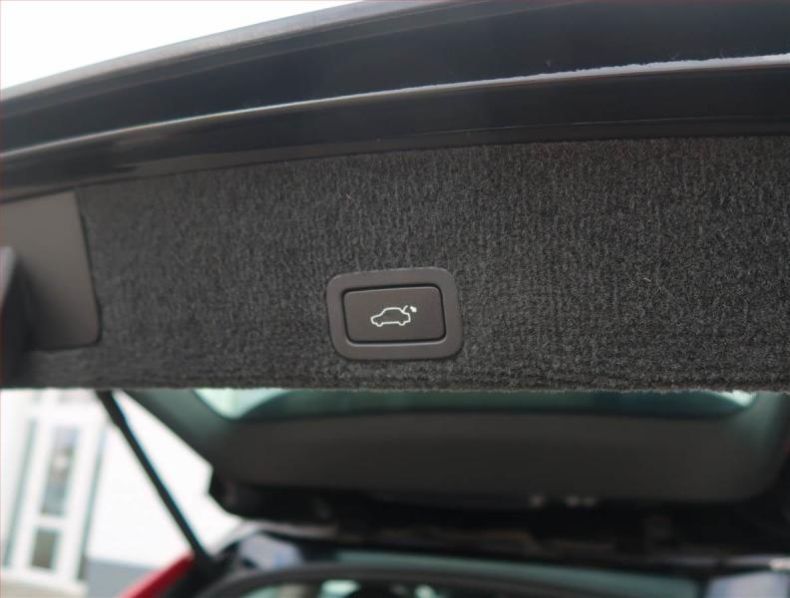 Volvo XC60 - hlavní fotka