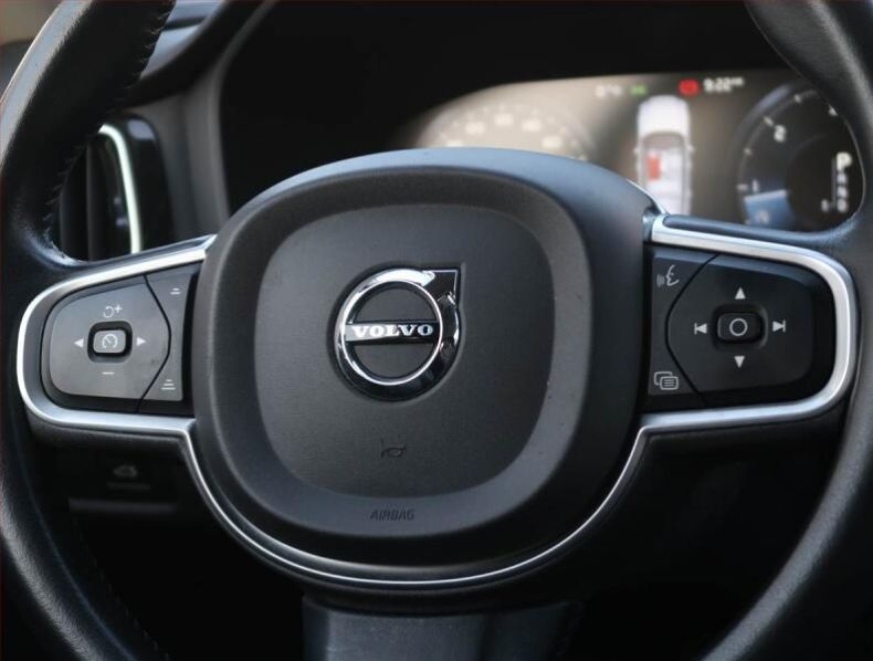 Volvo V60 - hlavní fotka