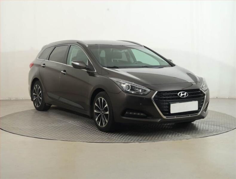 Hyundai i40 - hlavní foto