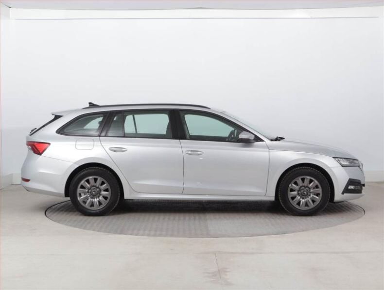 Škoda Octavia - hlavní fotka