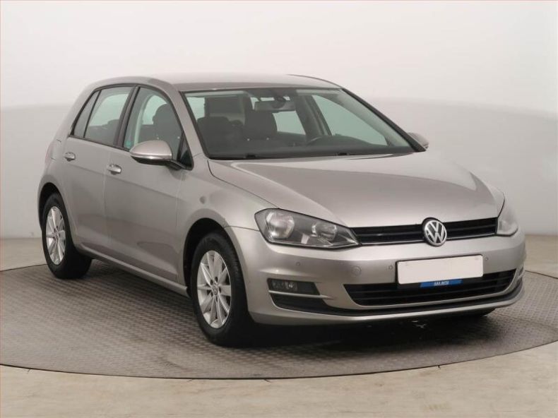 Volkswagen Golf - hlavní fotka inzerátu