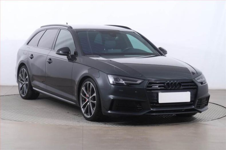 Audi A4 - hlavní foto