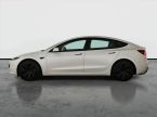 Tesla Model 3 - fotka číslo 2