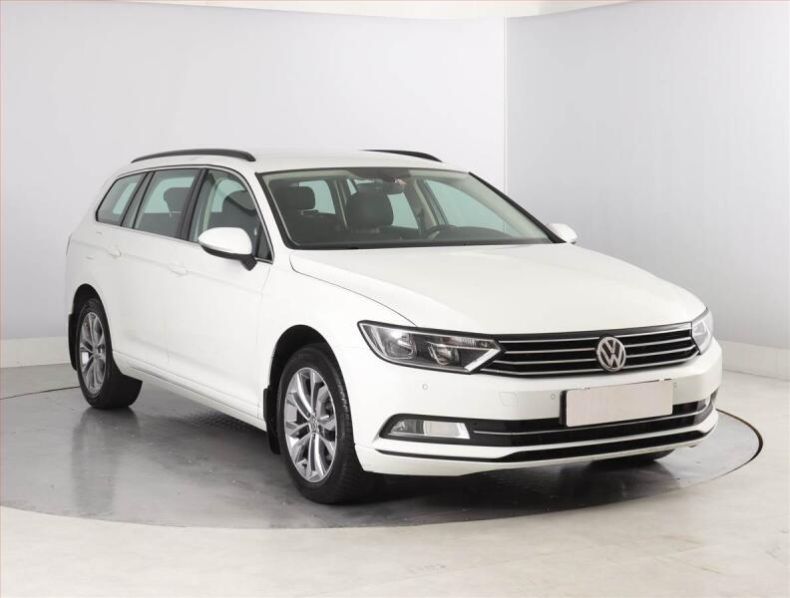 Volkswagen Passat - hlavní fotka inzerátu