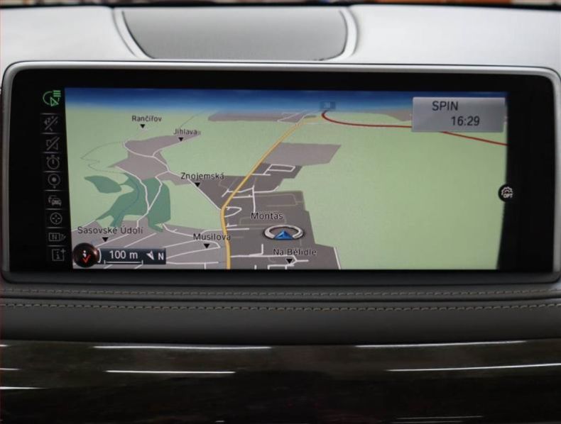 BMW X5 - hlavní fotka