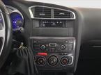 Citroën C4 - fotka číslo 11