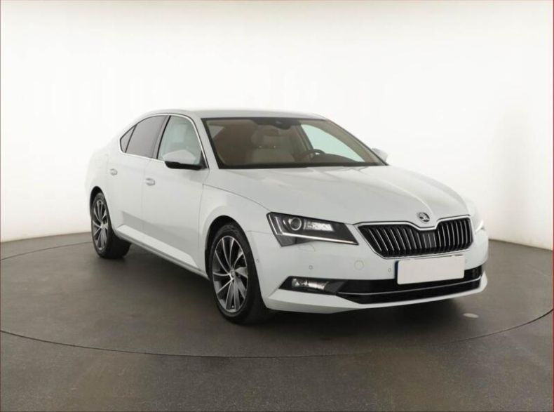 Škoda Superb - hlavní fotka inzerátu