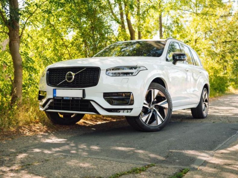 Volvo XC90 - hlavní foto