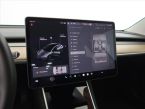 Tesla Model 3 - fotka číslo 22
