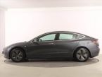Tesla Model 3 - fotka číslo 2